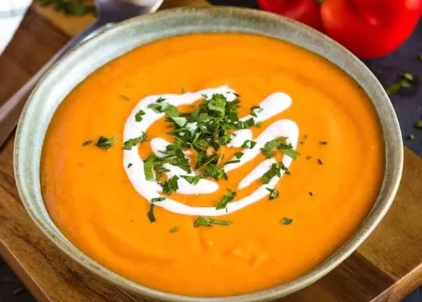 Roasted Red Pepper Cauliflower Soup
