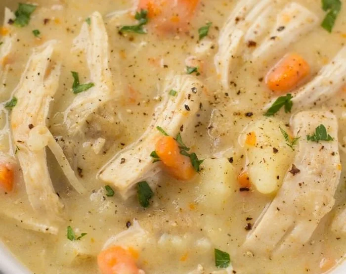 Healthy Chicken Pot Pie Soup