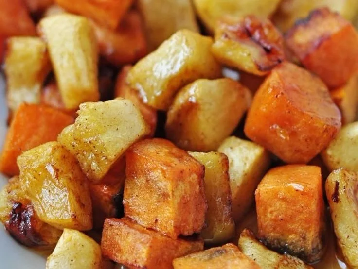 Roasted Apple Cinnamon Sweet Potatoes